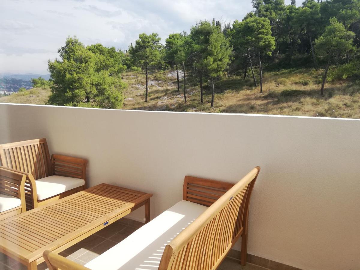 Apartments At Ljubovic Hill Park Podgorica Exterior photo